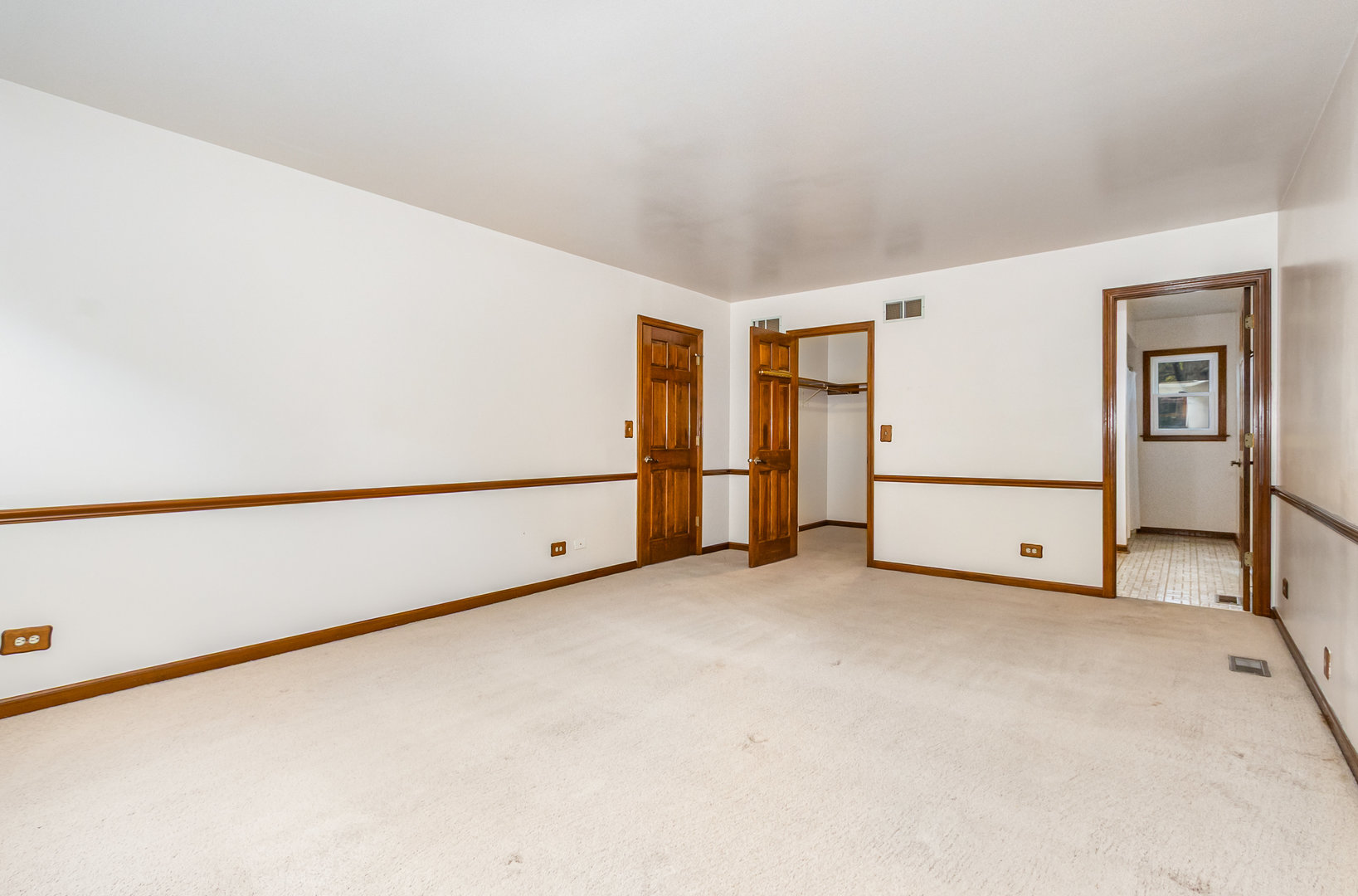 1120 COLGATE Court, Naperville, IL 60565