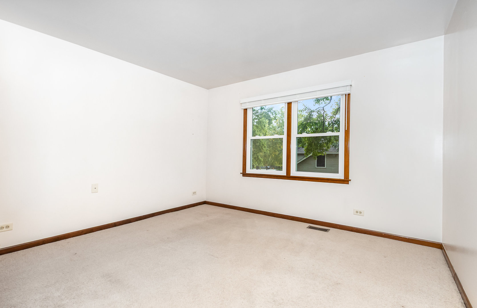 1120 COLGATE Court, Naperville, IL 60565