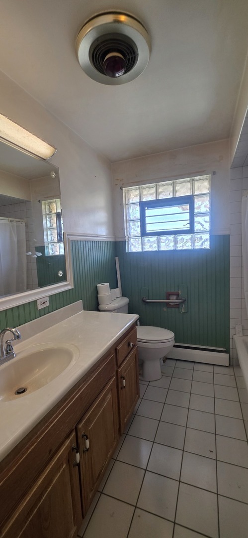 523 8th Street, Chicago Heights, IL 60411