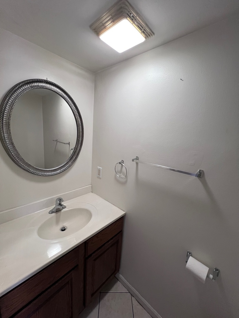 1227 Marywood Court, Aurora, IL 60505