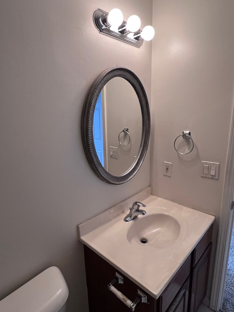 1227 Marywood Court, Aurora, IL 60505