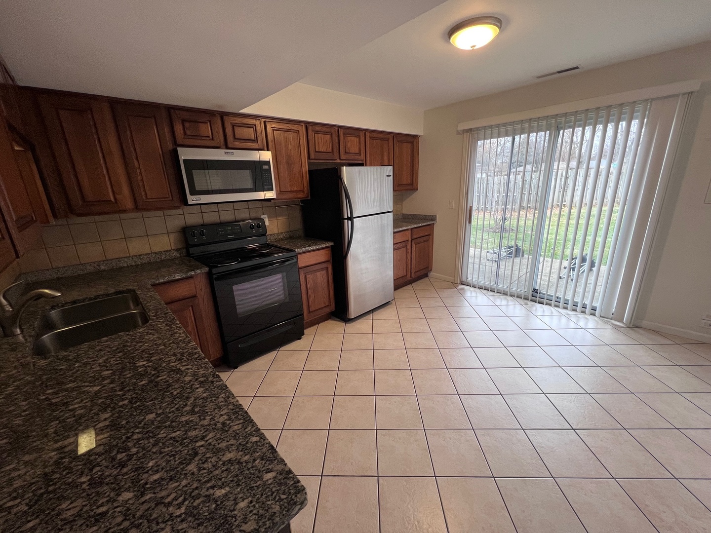 1227 Marywood Court, Aurora, IL 60505