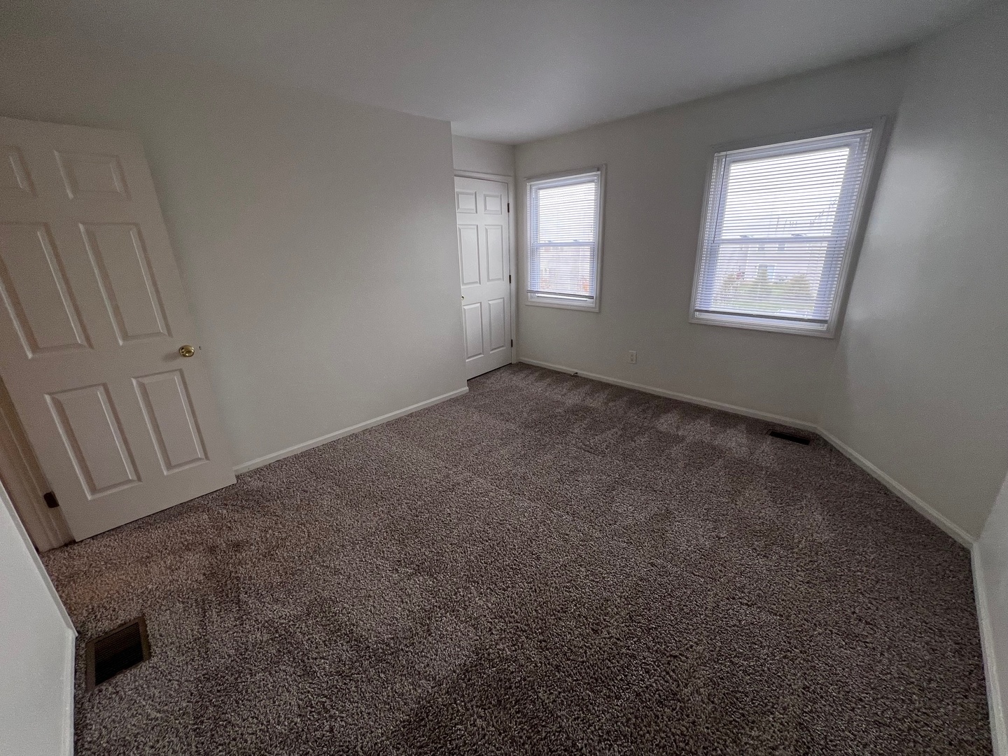 1227 Marywood Court, Aurora, IL 60505