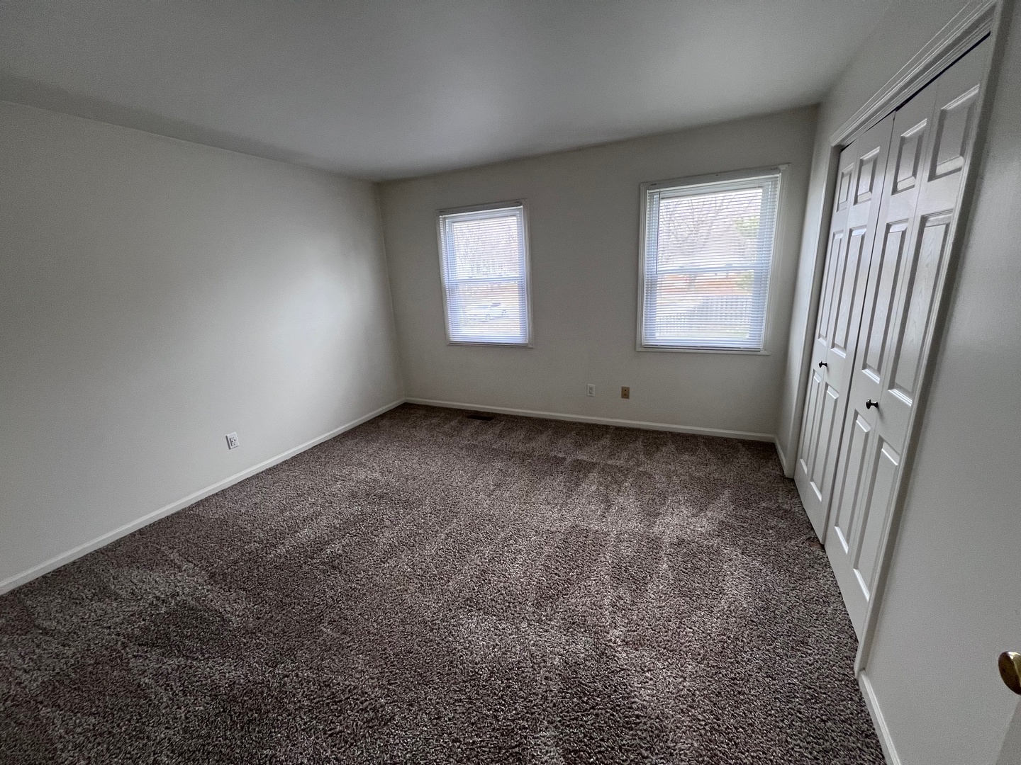 1227 Marywood Court, Aurora, IL 60505