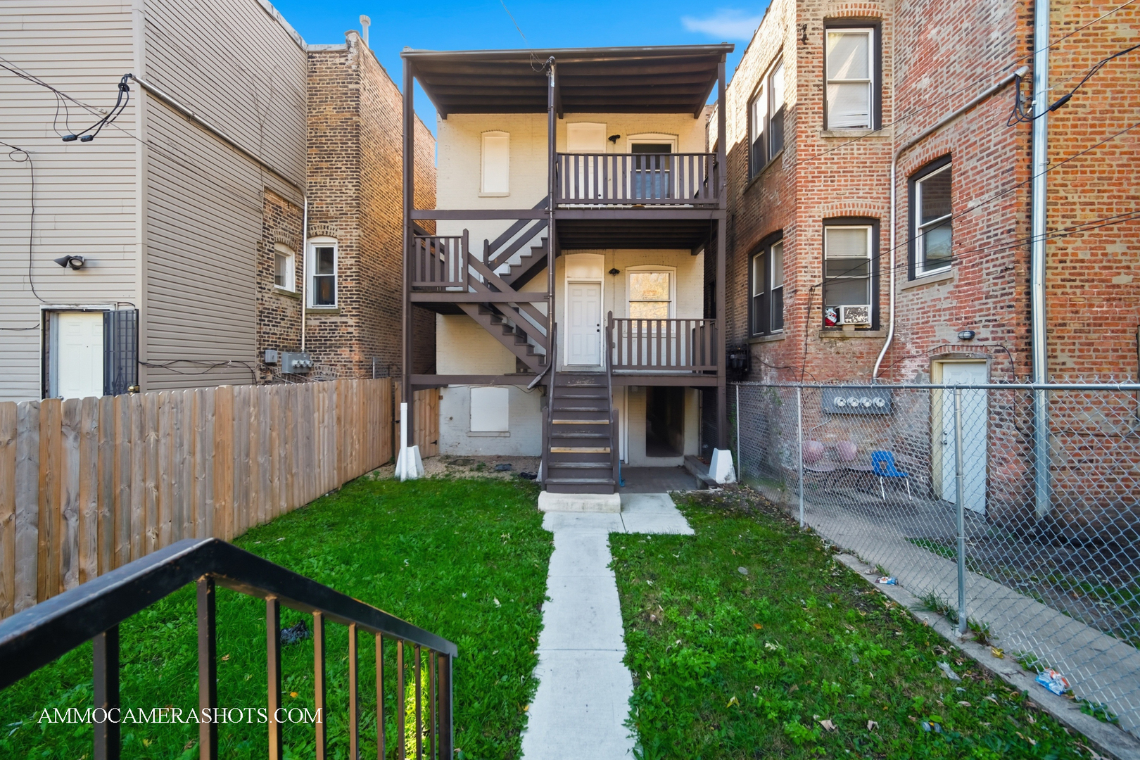 2914 W Polk Street, Chicago, IL 60612