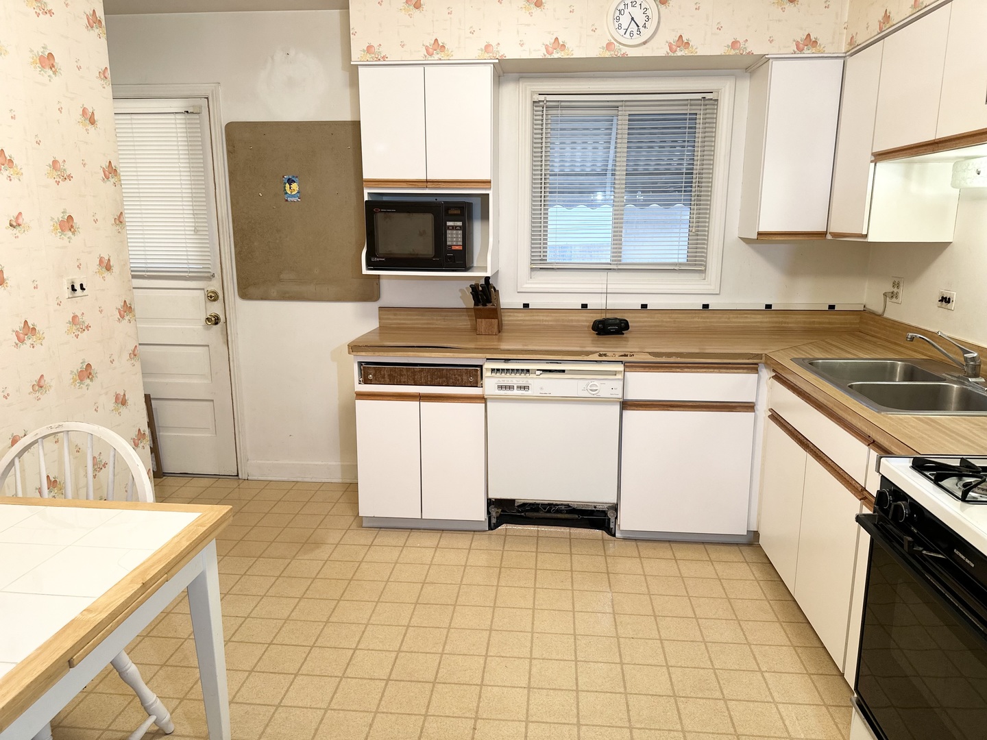 5844 Warren Street, Morton Grove, IL 60053