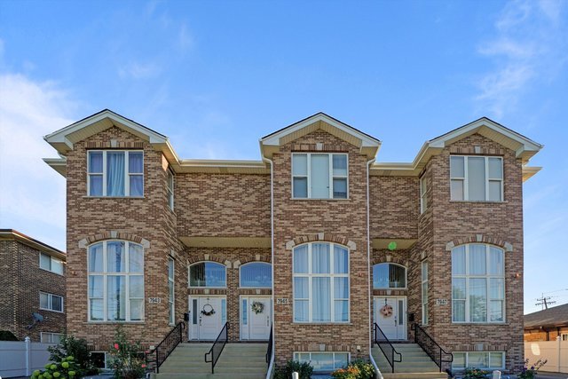 7943 W 92nd Street #7947, Hickory Hills, IL 60457