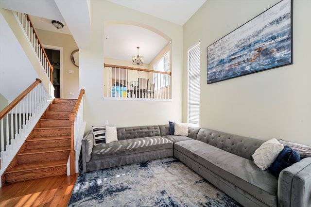 7943 W 92nd Street #7947, Hickory Hills, IL 60457