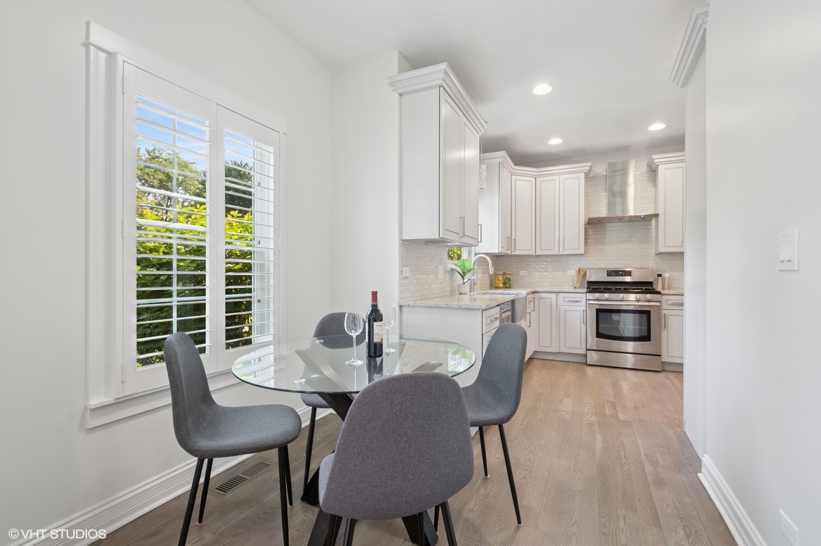 1635 Elder Lane, Northfield, IL 60093