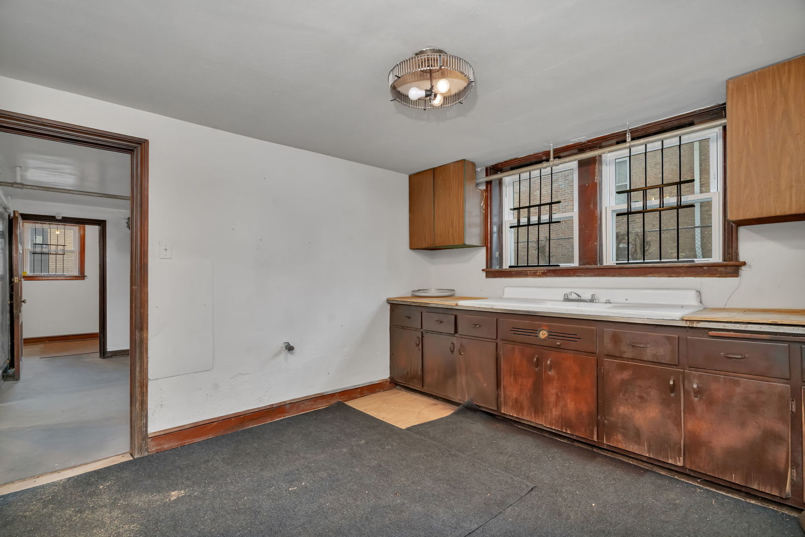 6937 S California Avenue, Chicago, IL 60629