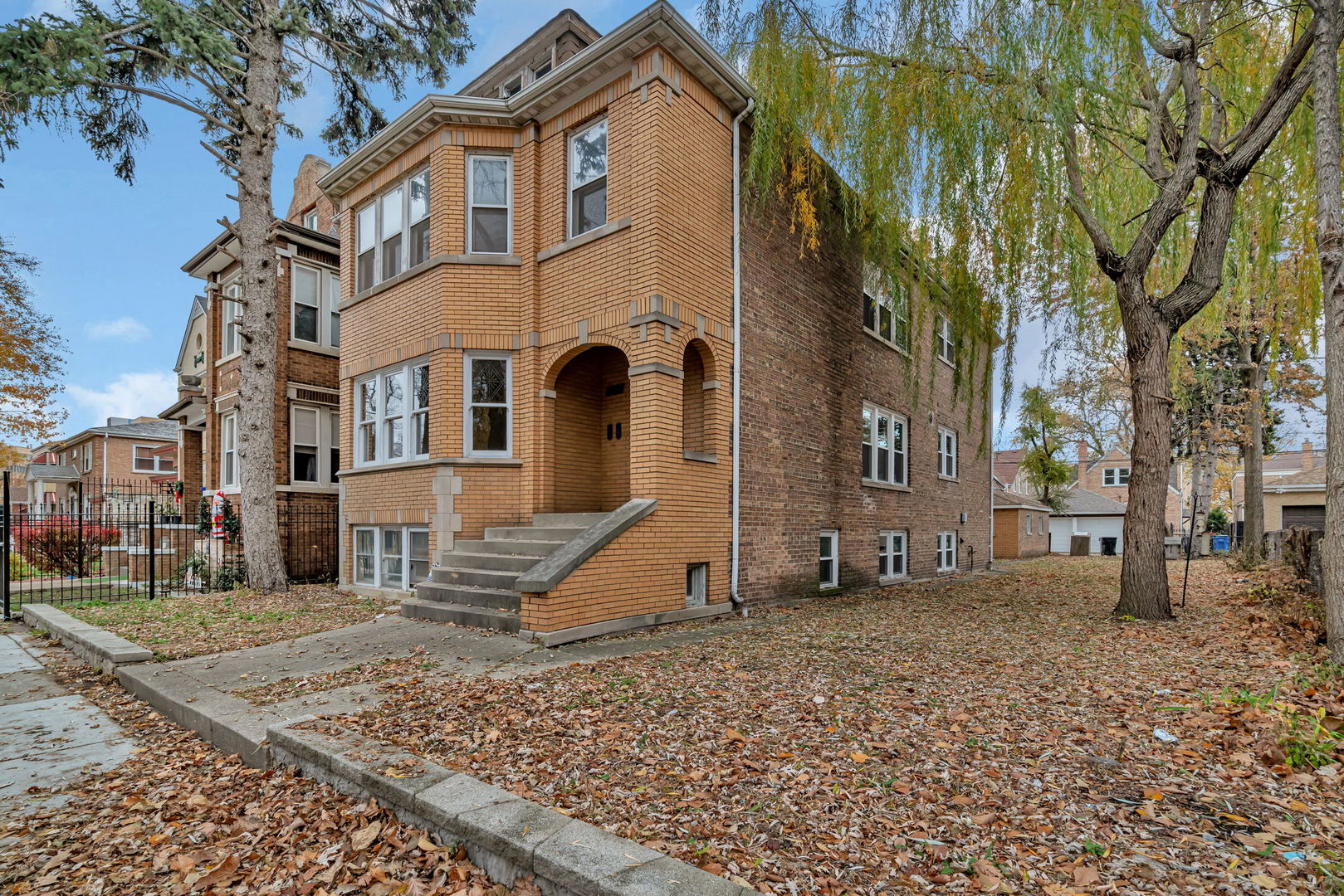 6937 S California Avenue, Chicago, IL 60629