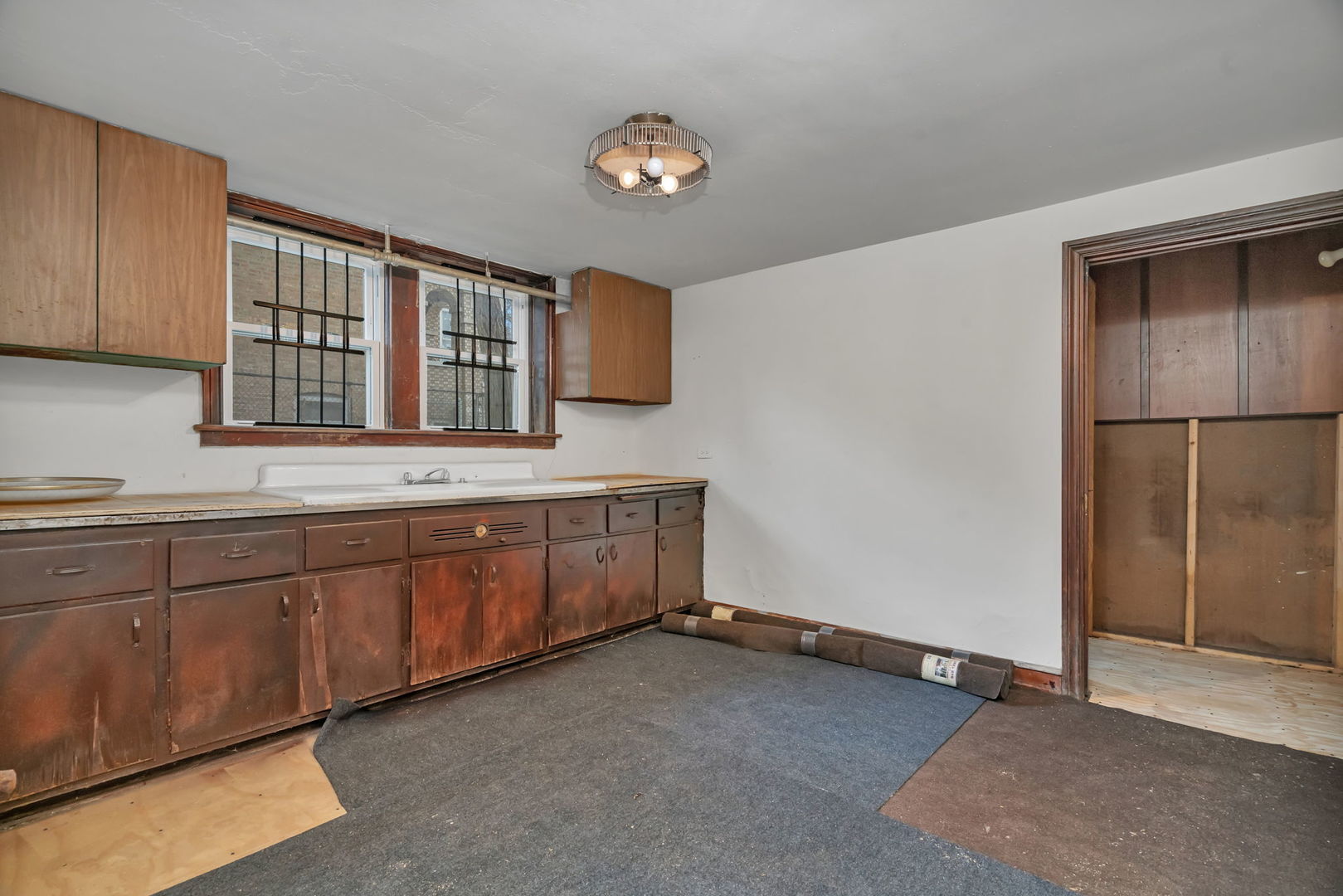 6937 S California Avenue, Chicago, IL 60629