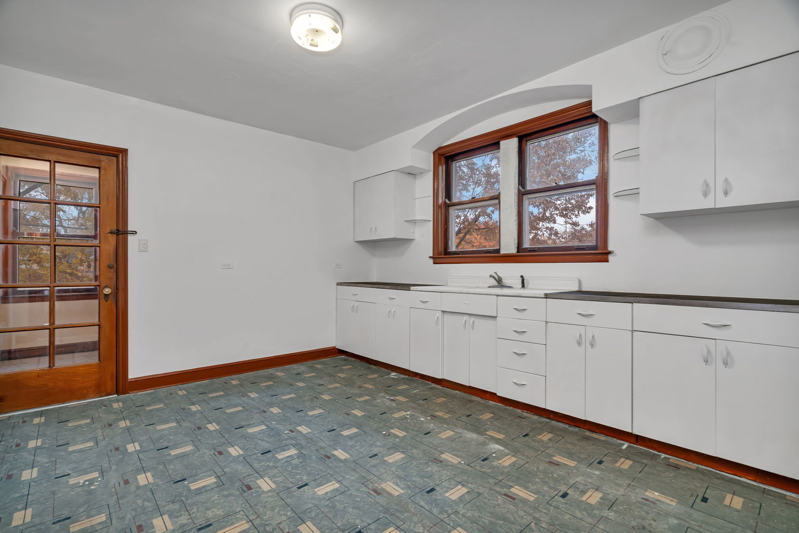 6937 S California Avenue, Chicago, IL 60629