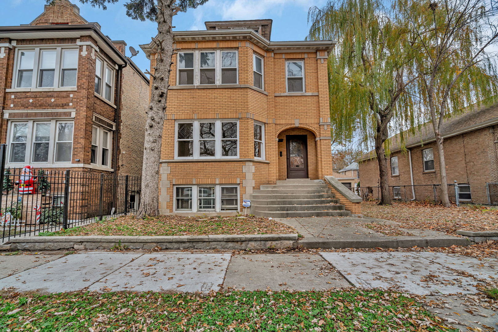 6937 S California Avenue, Chicago, IL 60629