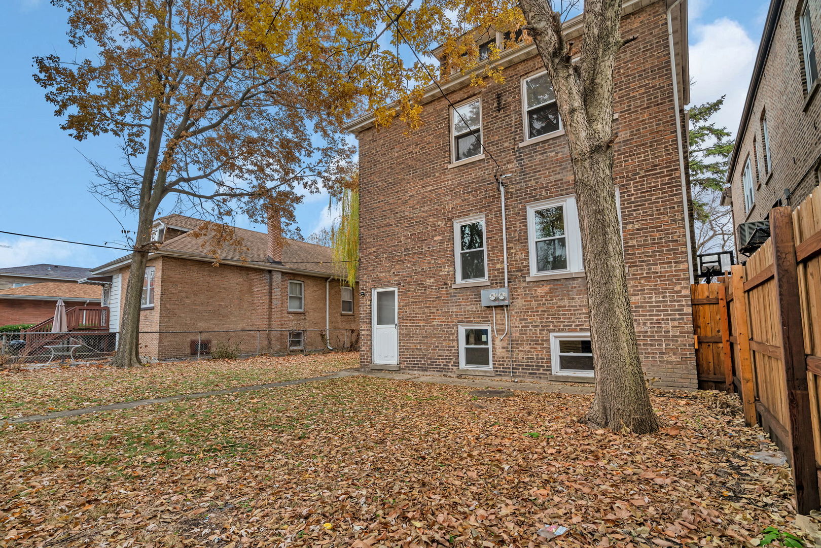 6937 S California Avenue, Chicago, IL 60629