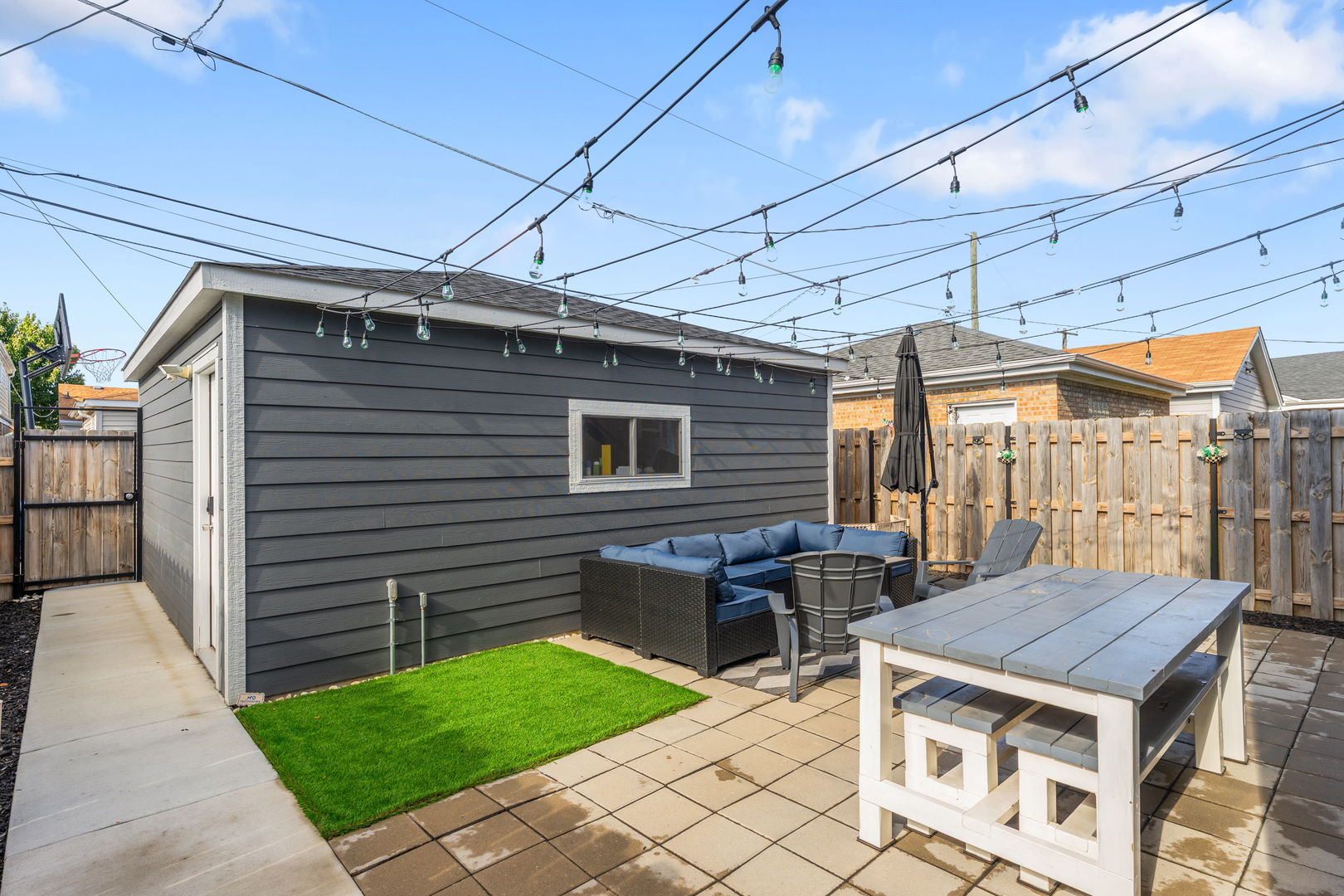 1822 N 36th Avenue, Stone Park, IL 60165