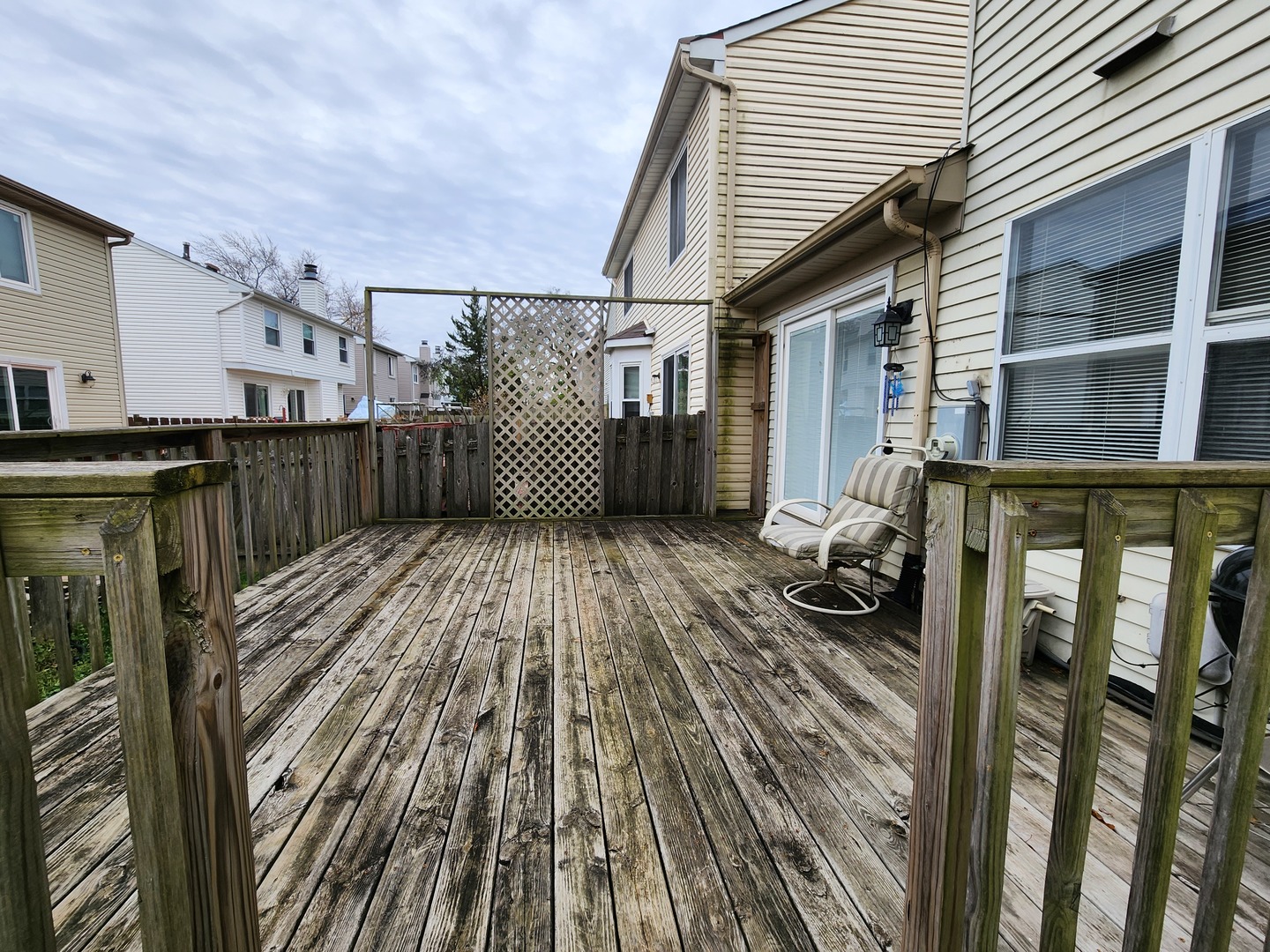 1429 Oxford Street, Carol Stream, IL 60188