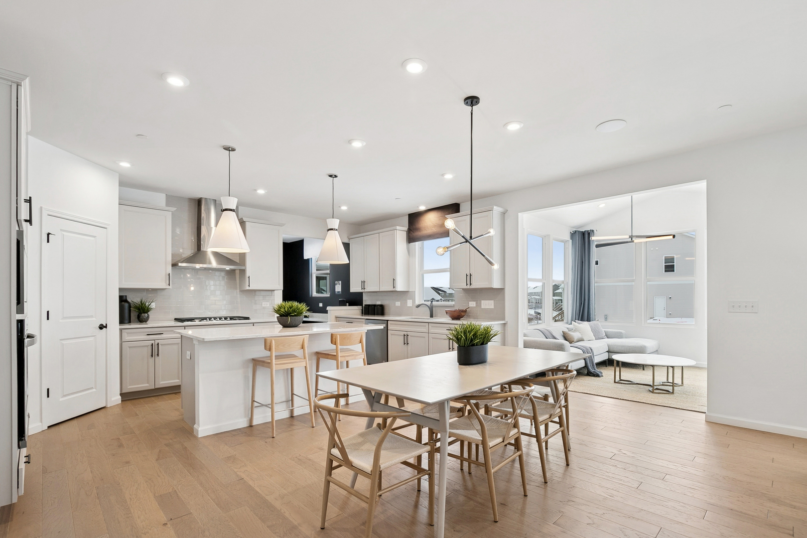 3180 Semple Way, Mundelein, IL 60060