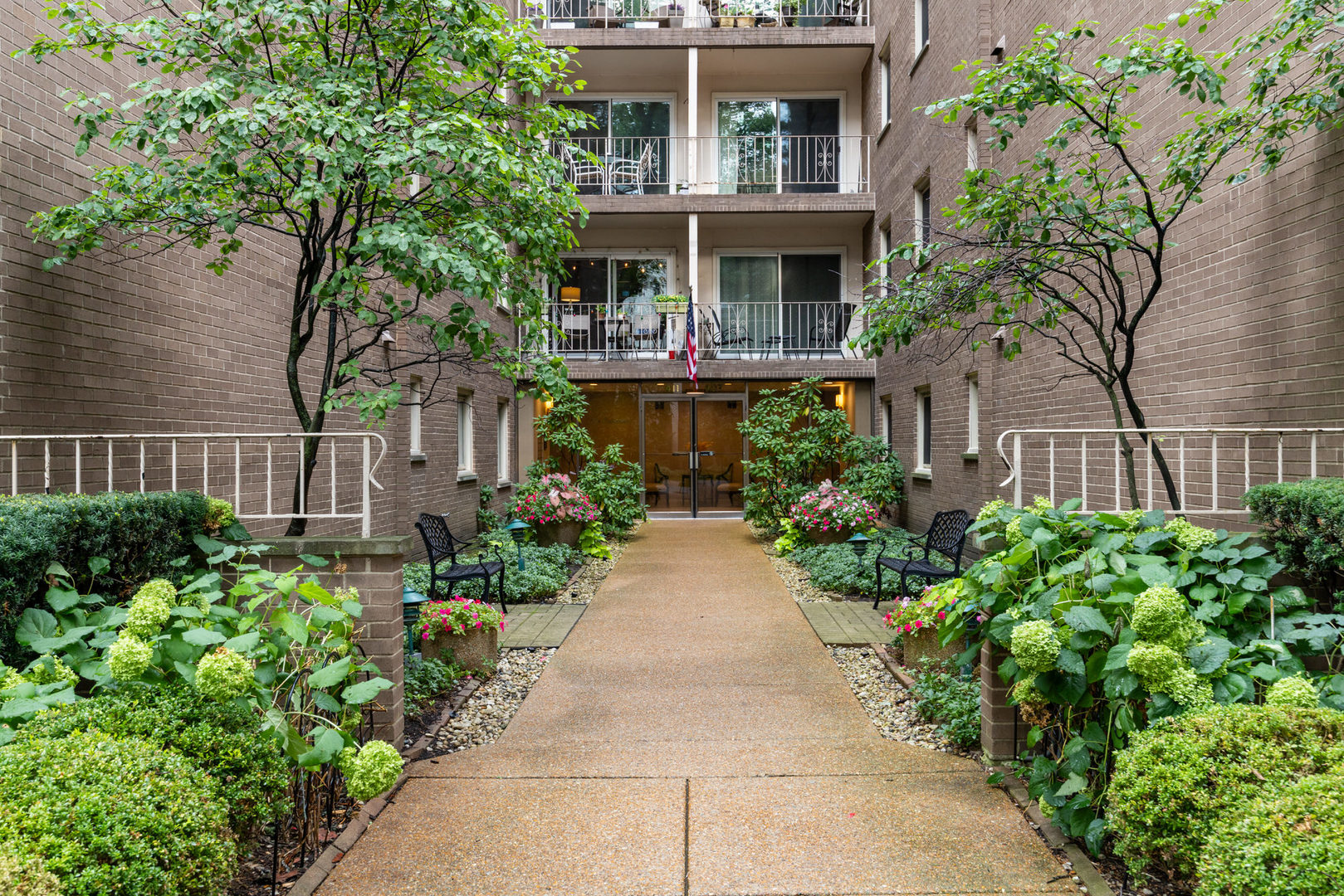 407 Ashland Avenue #5F, River Forest, IL 60305