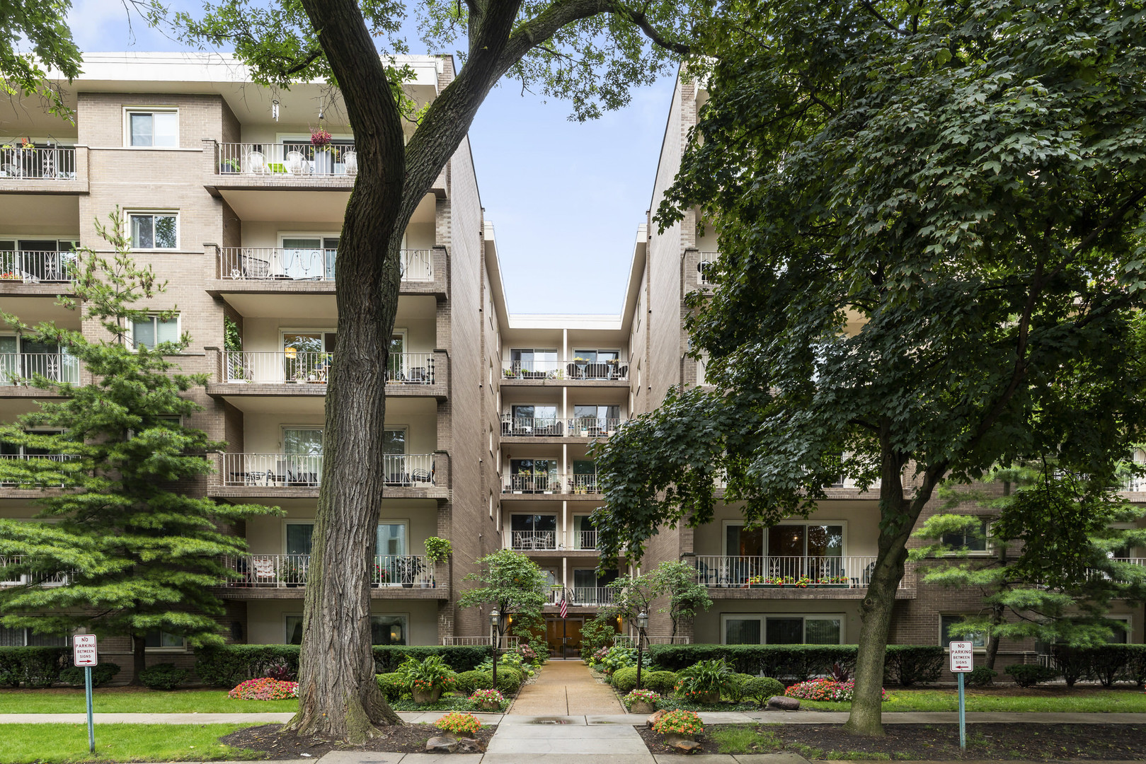 407 Ashland Avenue #5F, River Forest, IL 60305