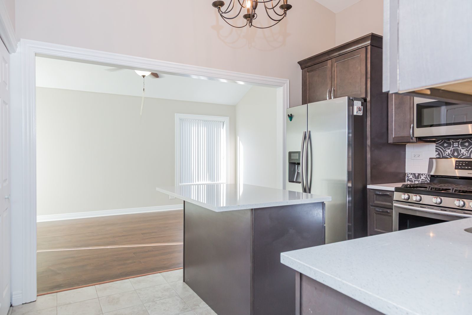 792 Trinity Court, Carol Stream, IL 60188