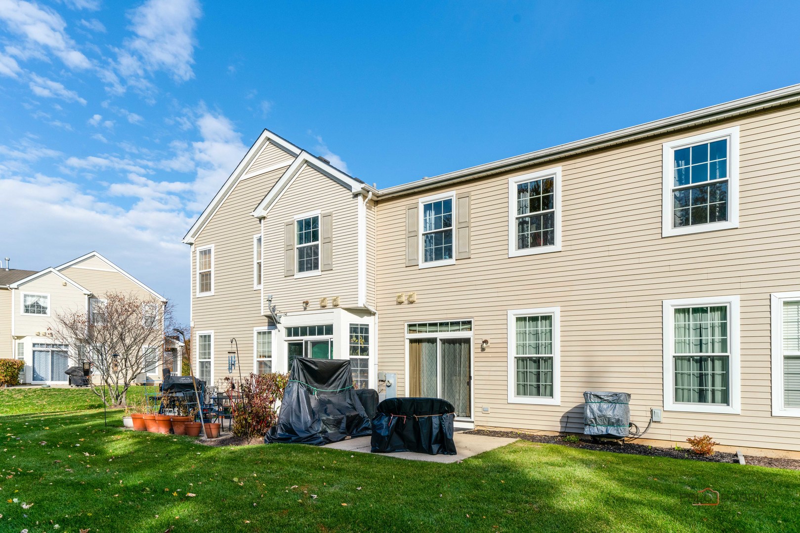 2636 Evergreen Circle, McHenry, IL 60050