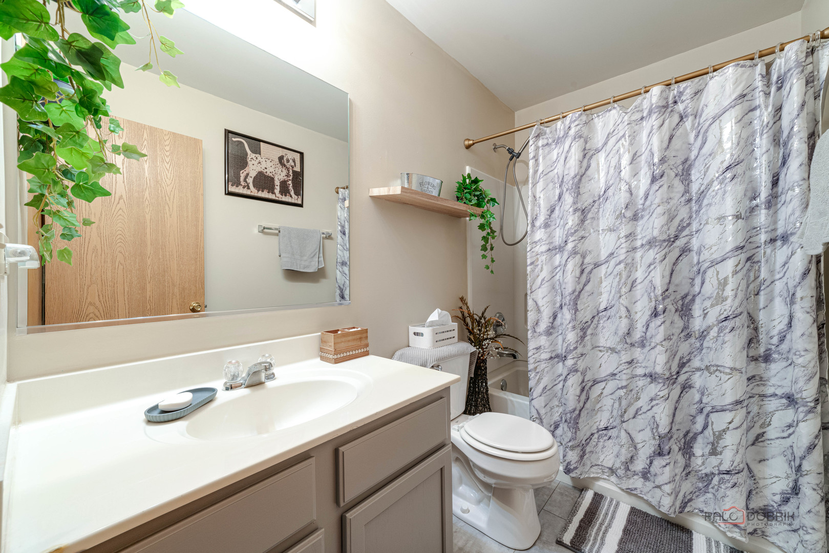 2636 Evergreen Circle, McHenry, IL 60050