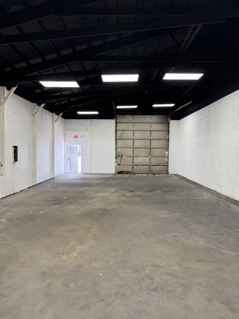 15526 Wentworth Avenue, South Holland, IL 60473