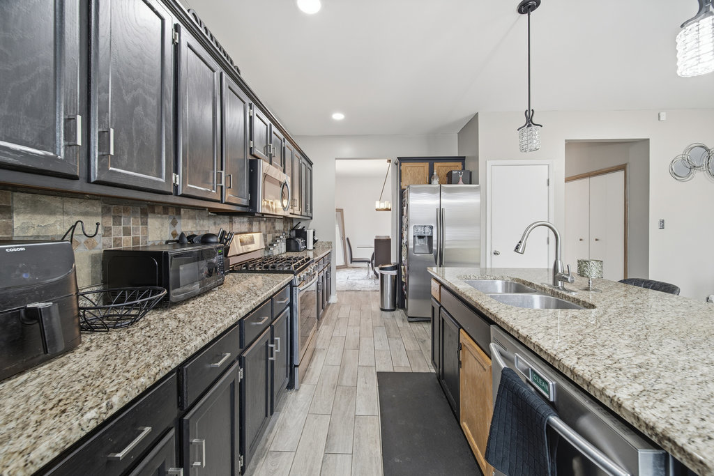 3742 Beech Street, Flossmoor, IL 60422