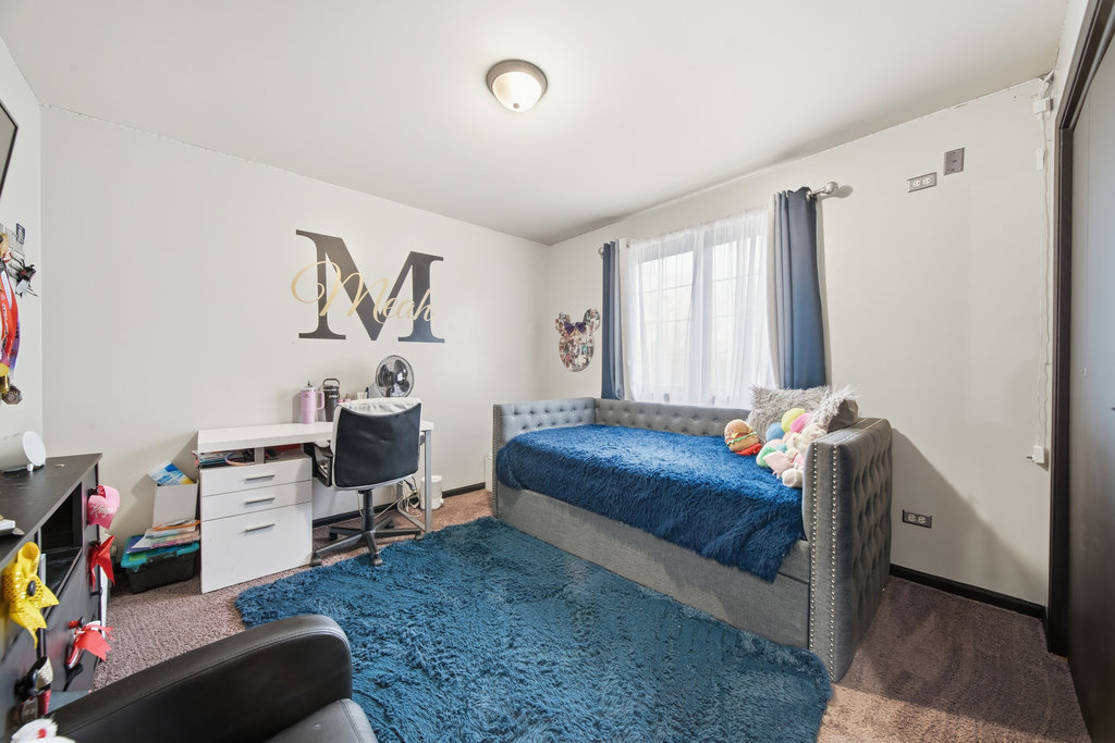 3742 Beech Street, Flossmoor, IL 60422