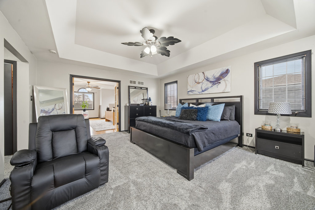 3742 Beech Street, Flossmoor, IL 60422