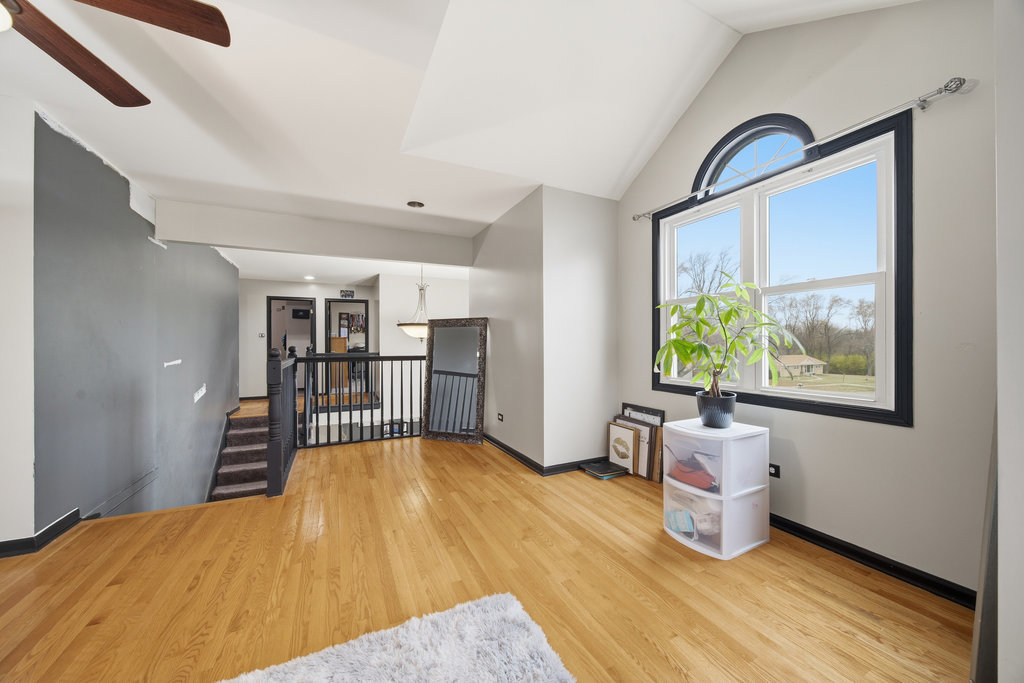 3742 Beech Street, Flossmoor, IL 60422