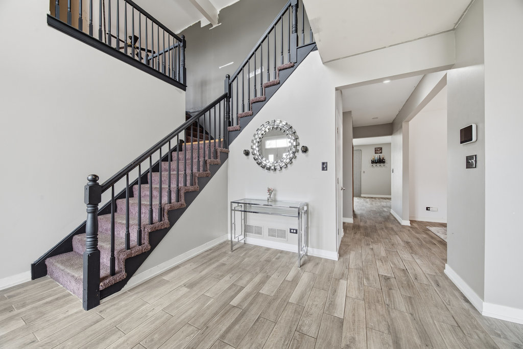 3742 Beech Street, Flossmoor, IL 60422