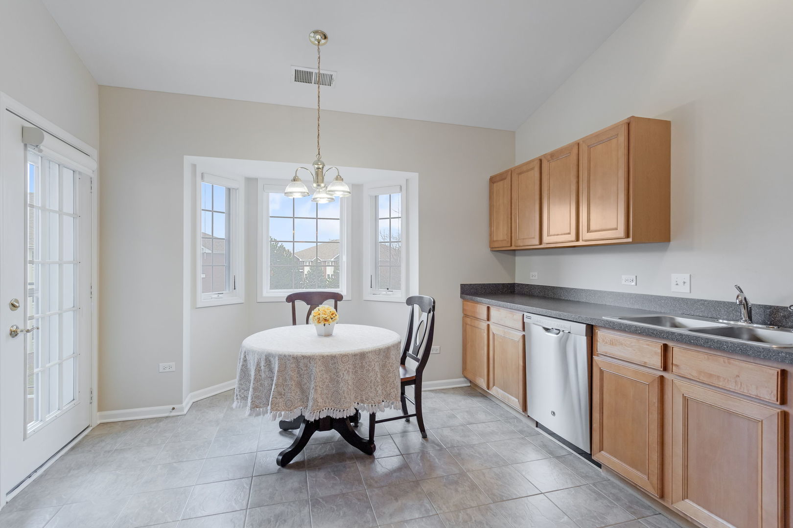 13128 Timber Trail #302, Palos Heights, IL 60463