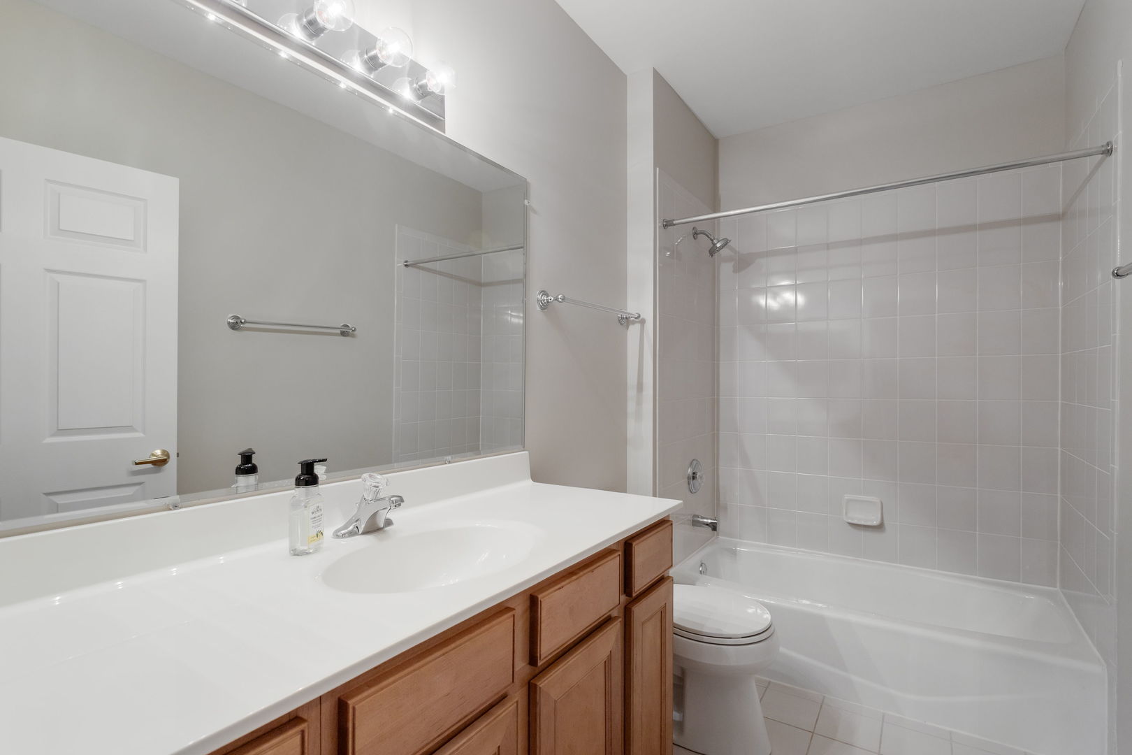 13128 Timber Trail #302, Palos Heights, IL 60463