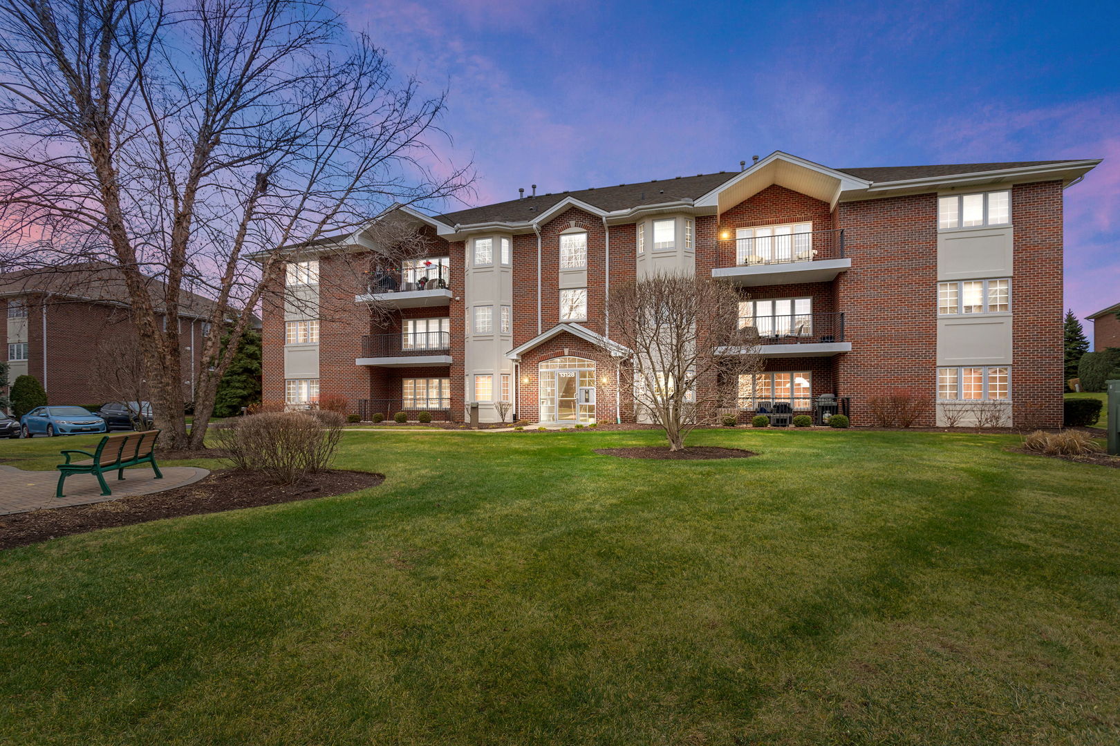 13128 Timber Trail #302, Palos Heights, IL 60463
