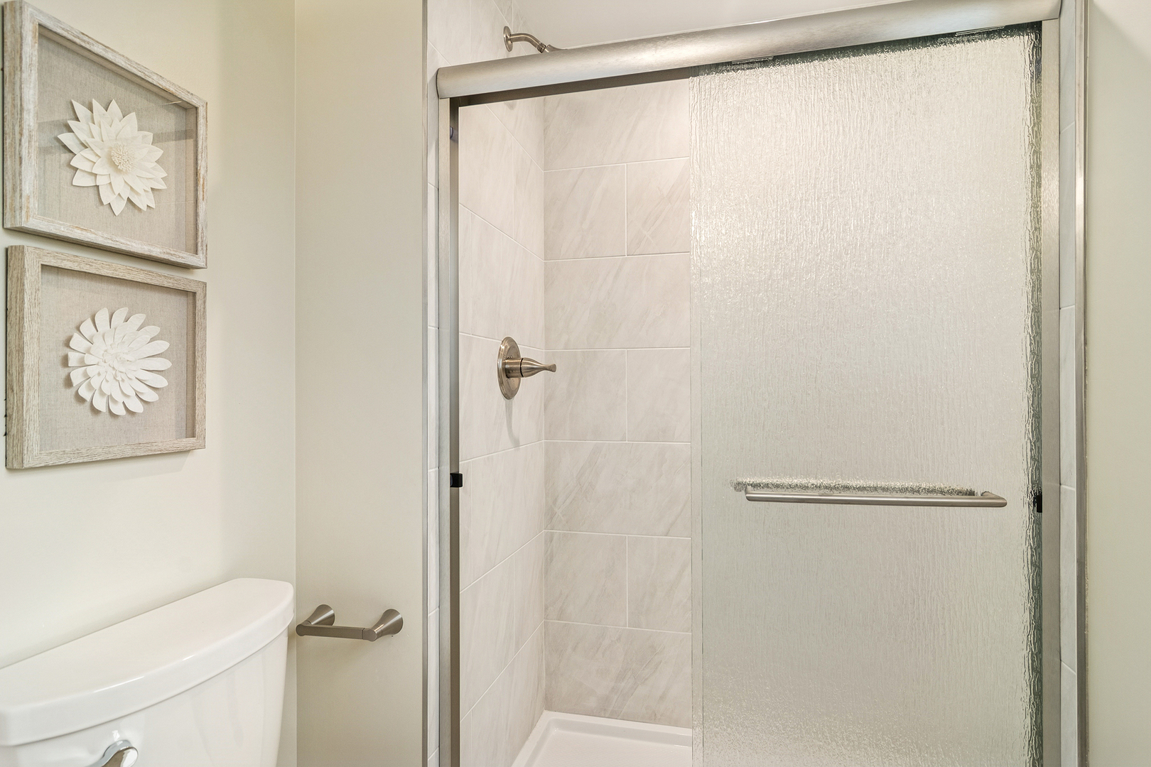 630 Woodhollow Lane, Buffalo Grove, IL 60089