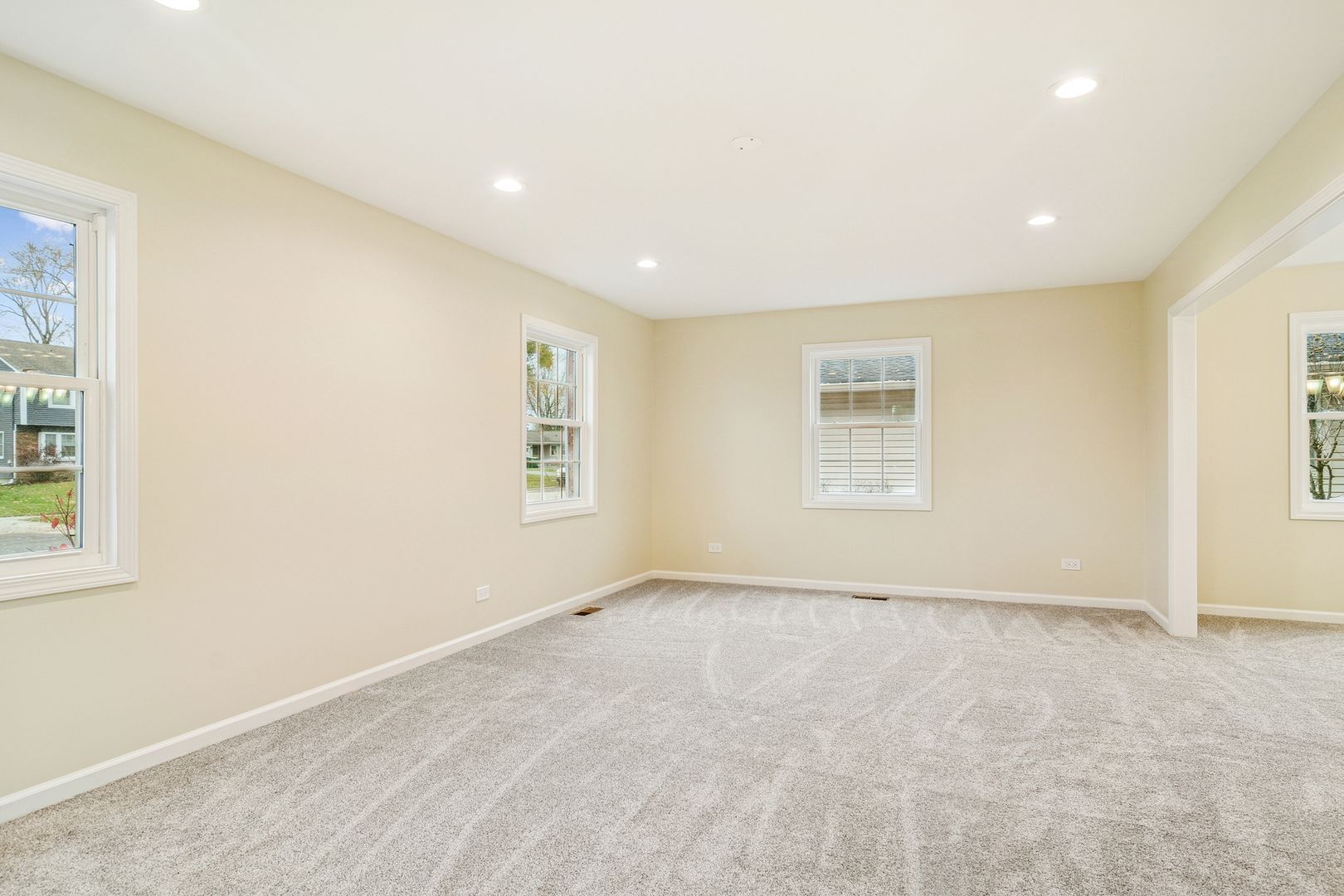 630 Woodhollow Lane, Buffalo Grove, IL 60089