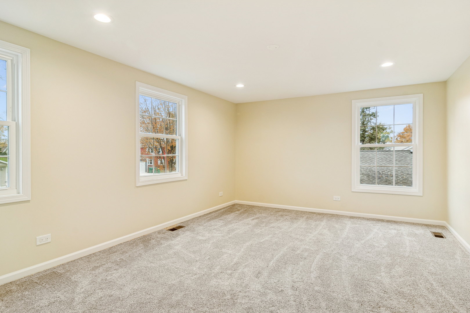 630 Woodhollow Lane, Buffalo Grove, IL 60089