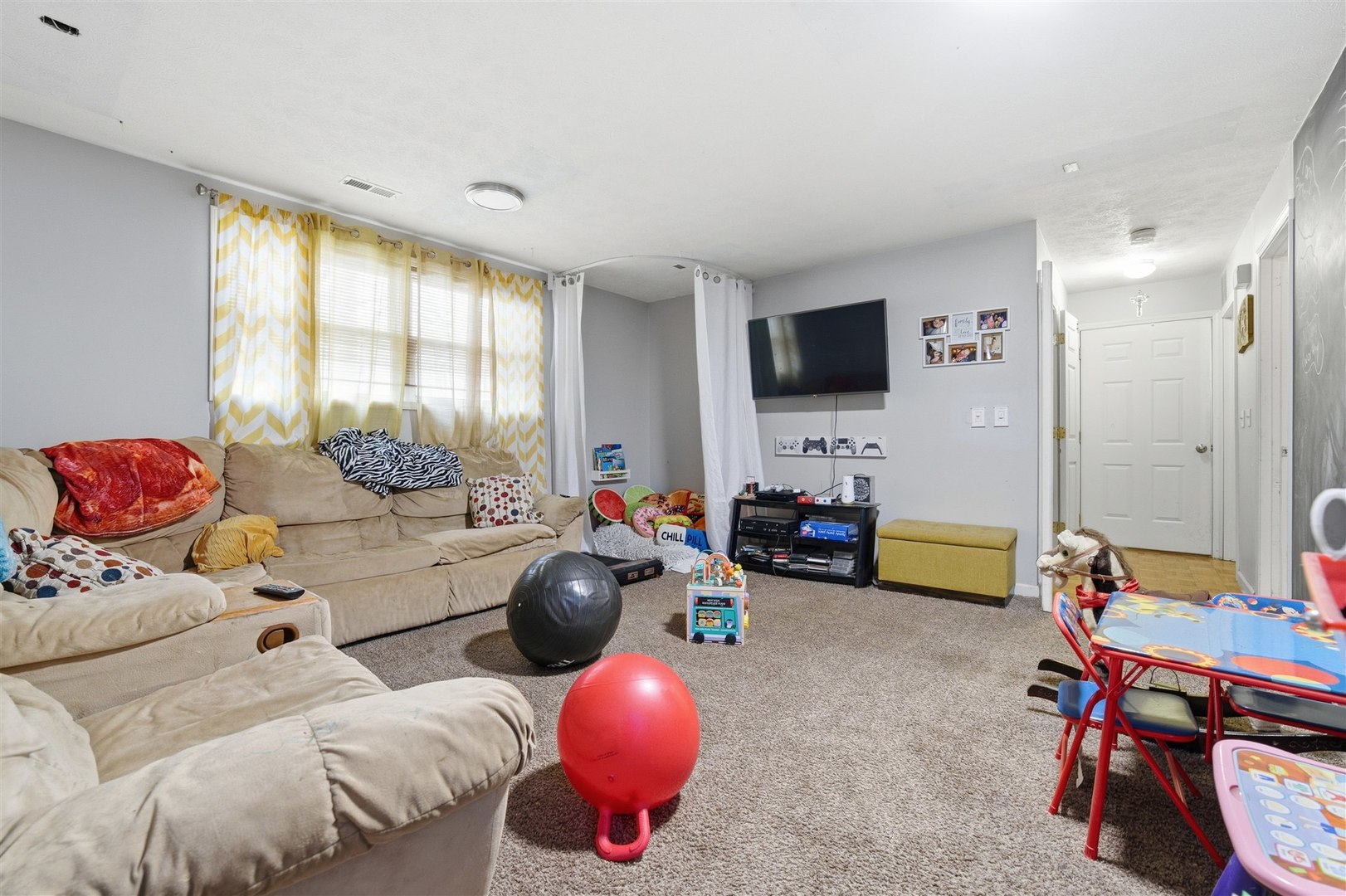 901 Charlotte Drive, Normal, IL 61761