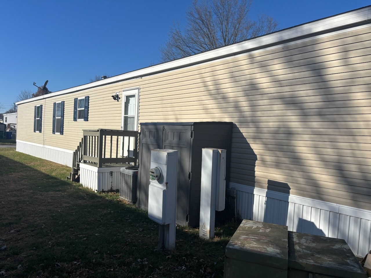 1525 E Iron Trail, Indianapolis, IN 46234