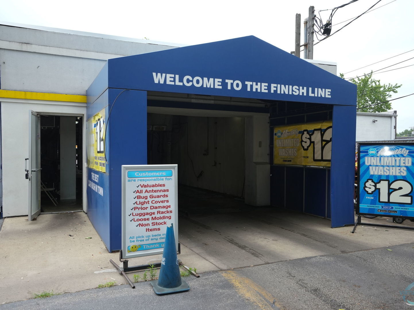 44 W St. Charles Road, Villa Park, IL 60181