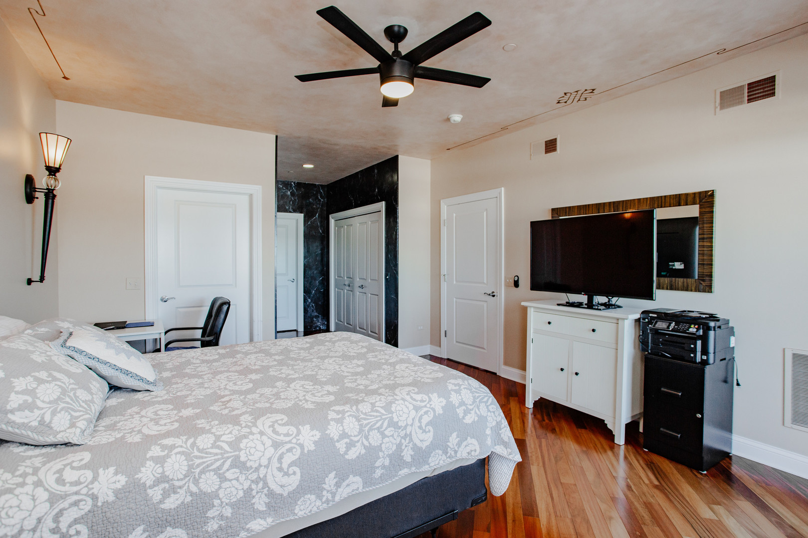 40 Prairie Park Drive #707, Wheeling, IL 60090