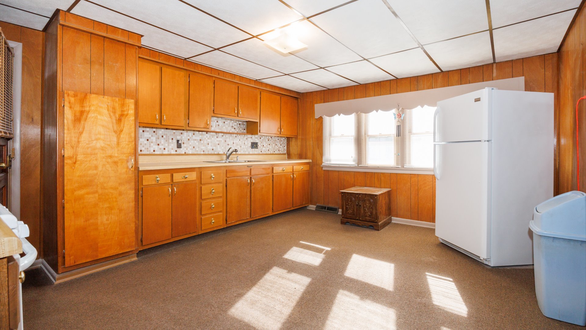 305 S Harrison Street, Colfax, IL 61728