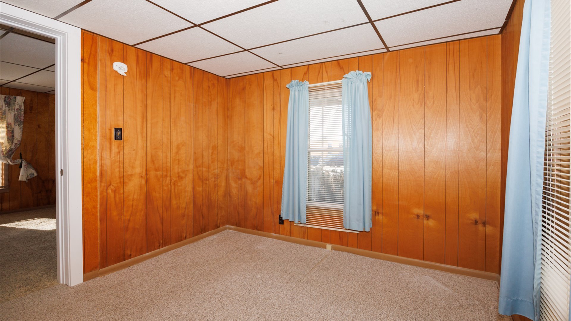 305 S Harrison Street, Colfax, IL 61728