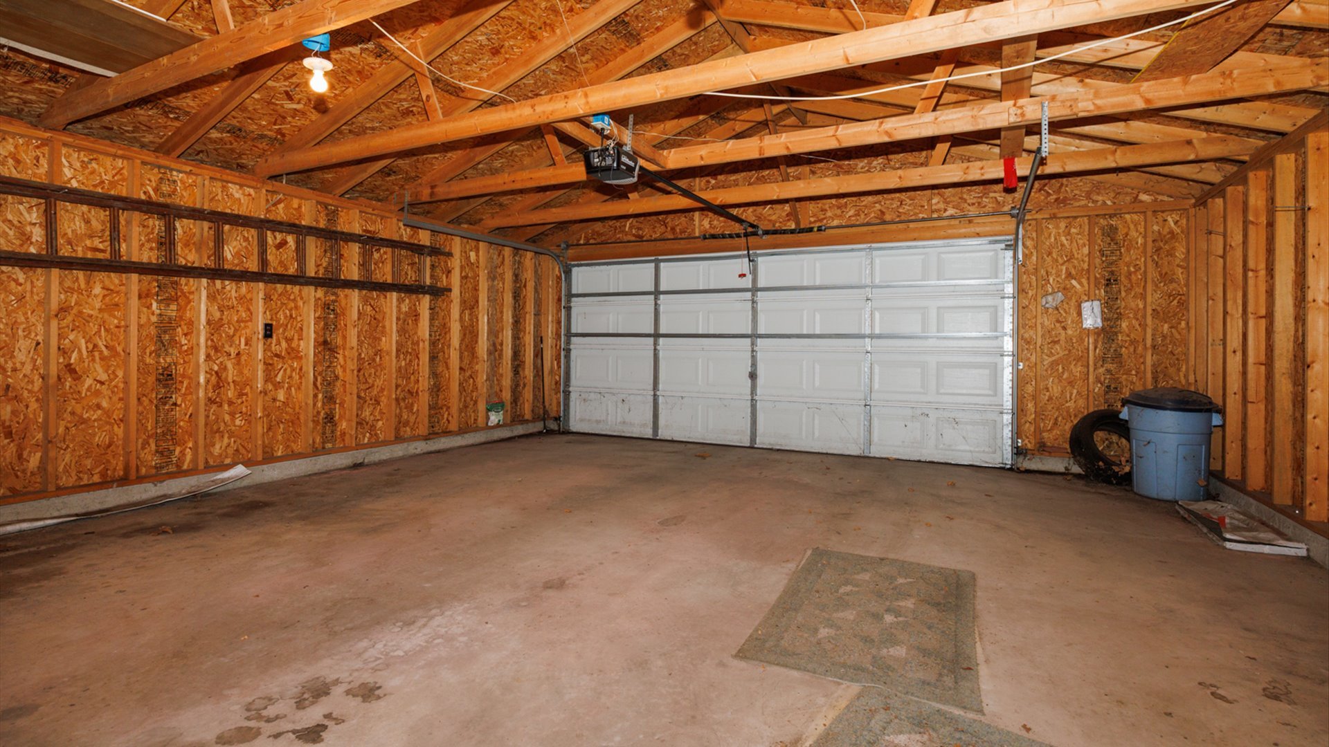 305 S Harrison Street, Colfax, IL 61728