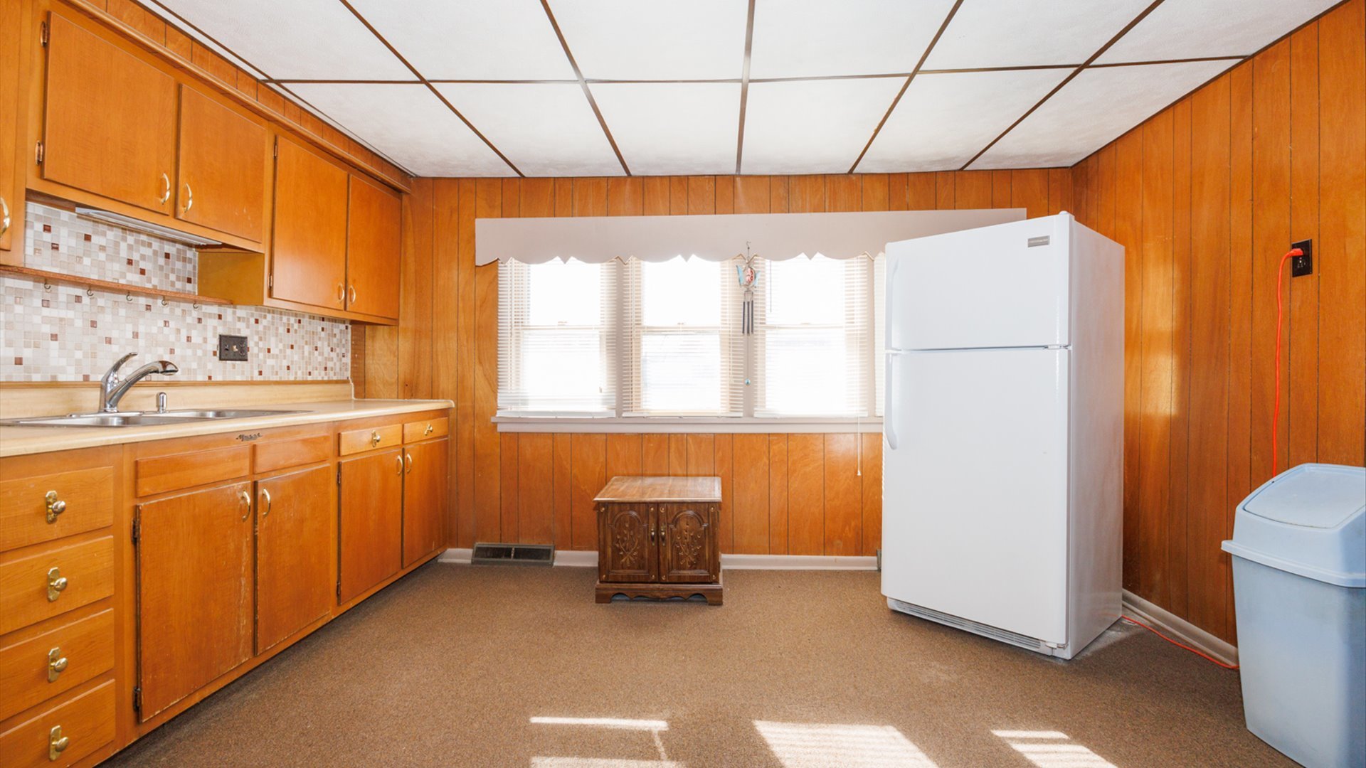 305 S Harrison Street, Colfax, IL 61728