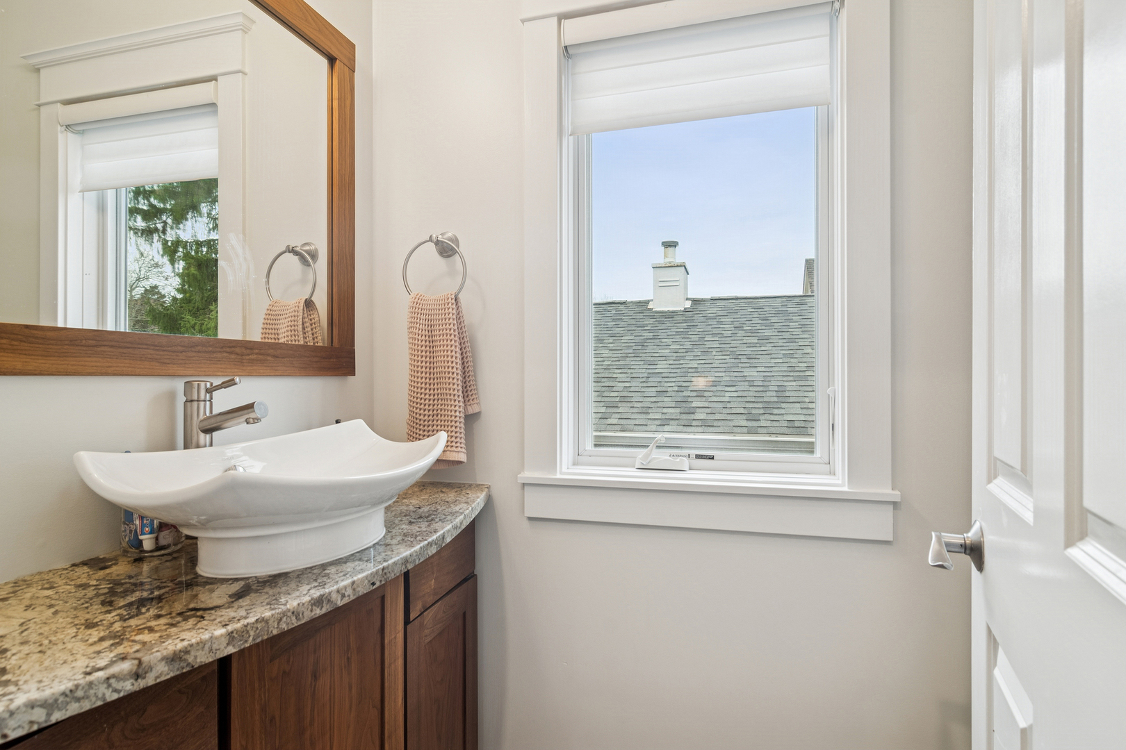 721 Meadow Lane, Libertyville, IL 60048