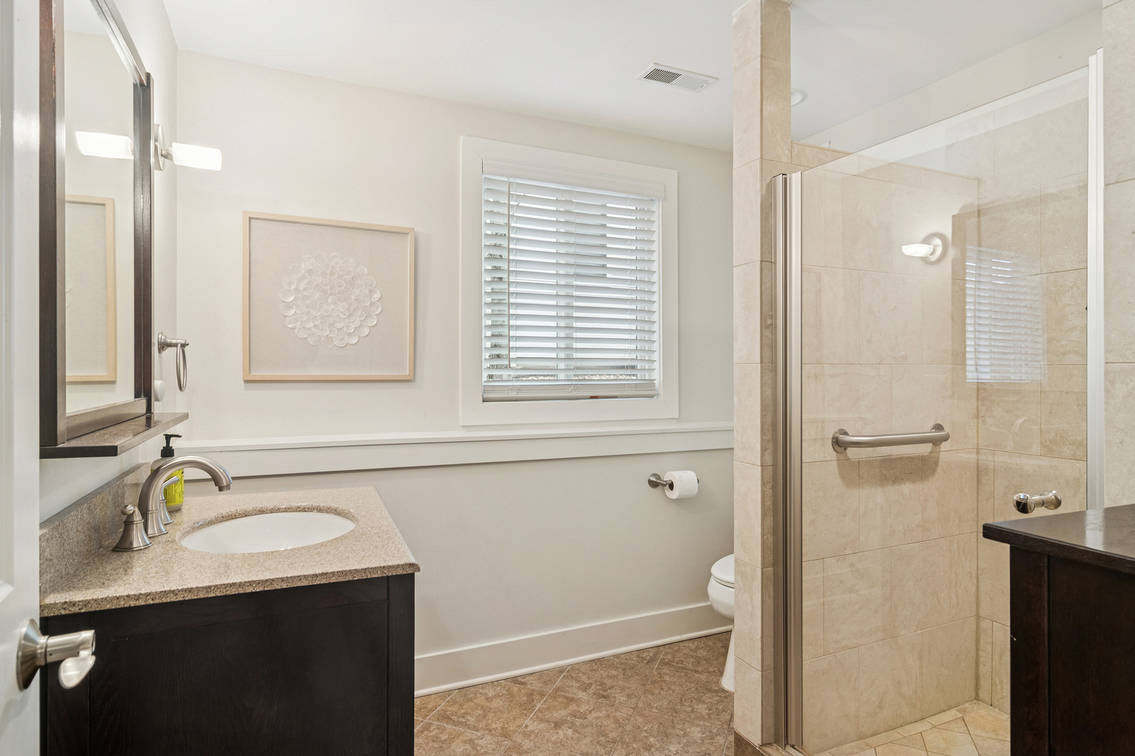 721 Meadow Lane, Libertyville, IL 60048