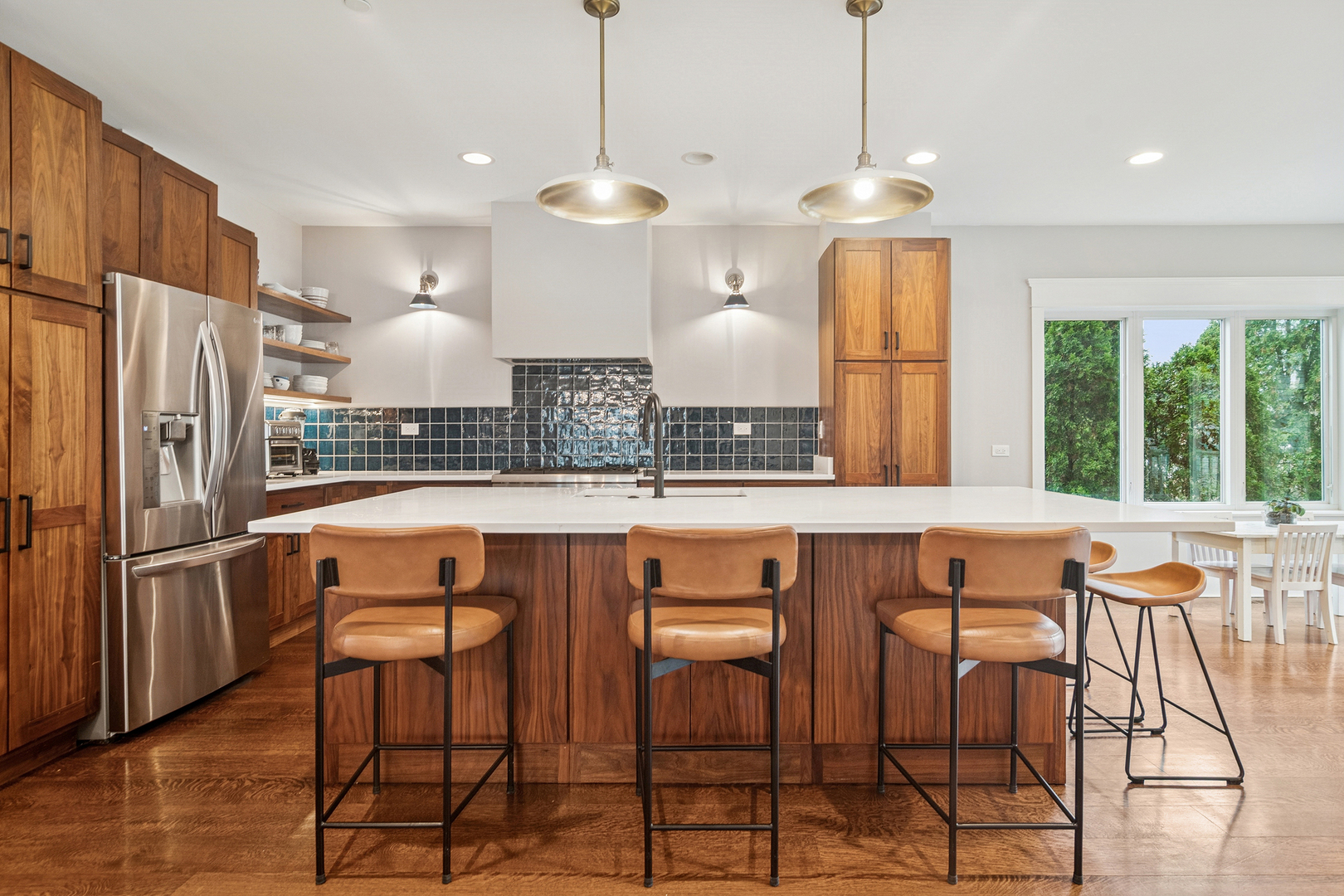 721 Meadow Lane, Libertyville, IL 60048